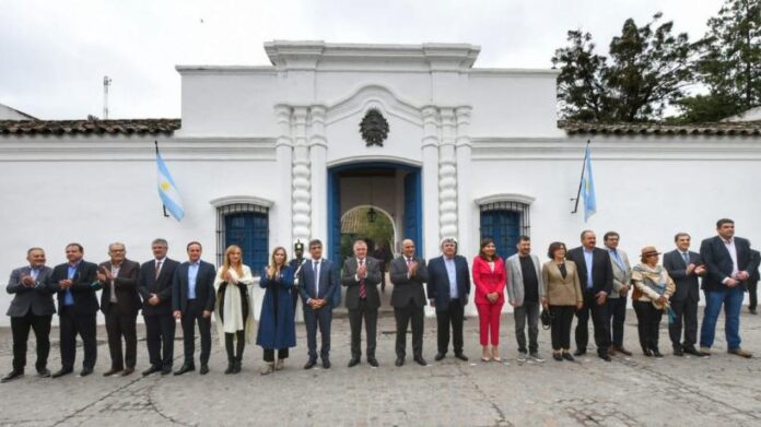 Reunión con senadores: 