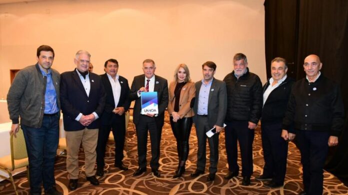 “Los industriales coinciden con la agenda de los gobernadores del Norte Grande”