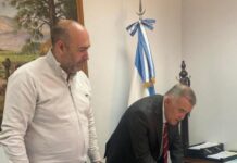 Nación y Provincia firmaron una nueva adenda para el funcionamiento del transporte público Nación y Provincia firmaron una nueva adenda para el funcionamiento del transporte público