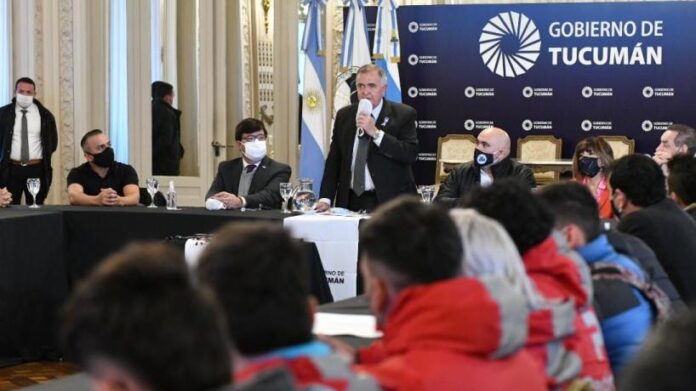 Subsidian instalación de 500 GPS en motocicletas de cadetes tucumanos