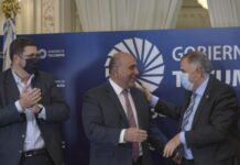 Jaldo: «Tenemos que colaborar para la unidad del peronismo en Tucumán» Jaldo: "Tenemos que colaborar para la unidad del peronismo en Tucumán"