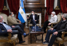 Massa negocia con la CGT y la UIA un bono para trabajadores Massa negocia con la CGT y la UIA un bono para trabajadores