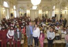 Jaldo recibió a alumnos de la Escuela Luis Lobo de la Vega de Trancas Jaldo recibió a alumnos de la Escuela Luis Lobo de la Vega de Trancas