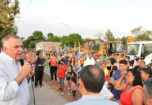 Jaldo supervisó obras en el barrio Santa Rosa de Alberdi Jaldo supervisó obras en el barrio Santa Rosa de Alberdi