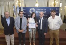 La Provincia celebró el egreso del secundario de jóvenes y adultos de UPSGRA La Provincia celebró el egreso del secundario de jóvenes y adultos de UPSGRA