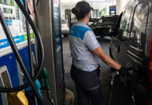 YPF anunció una suba de 4% en el precio de los combustibles YPF anunció una suba de 4% en el precio de los combustibles