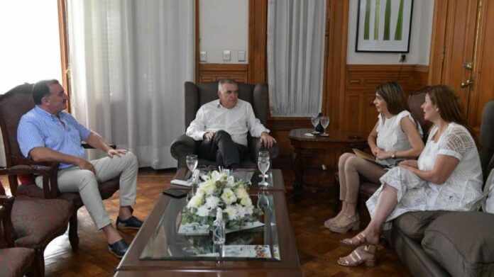 Jaldo recibió al titular del Ersept junto a la legisladora Najar y la concejal Morghenstein