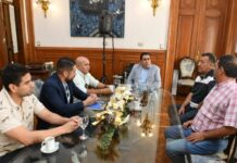 Mansilla recibió a la nueva comisión directiva del Club Deportivo Aguilares Mansilla recibió a la nueva comisión directiva del Club Deportivo Aguilares