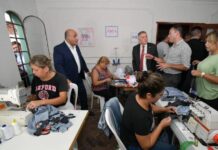 La Provincia refuerza políticas públicas que fortalecen a la mujer La Provincia refuerza políticas públicas que fortalecen a la mujer