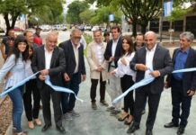 Manzur inauguró la renovada avenida Alem en Tafí Viejo Manzur inauguró la renovada avenida Alem en Tafí Viejo