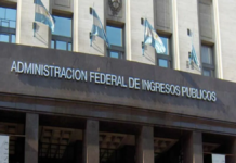 AFIP y PAMI acumulan 5 y 3 años de superávit financiero AFIP y PAMI acumulan 5 y 3 años de superávit financiero