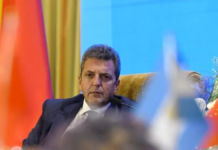 Massa pone el foco en el FMI y no descarta viajar a EEUU Massa pone el foco en el FMI y no descarta viajar a EEUU