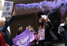 Se estrena “Laberintos personales”, nuevo documental de Alejandra Perdomo Se estrena “Laberintos personales”, nuevo documental de Alejandra Perdomo