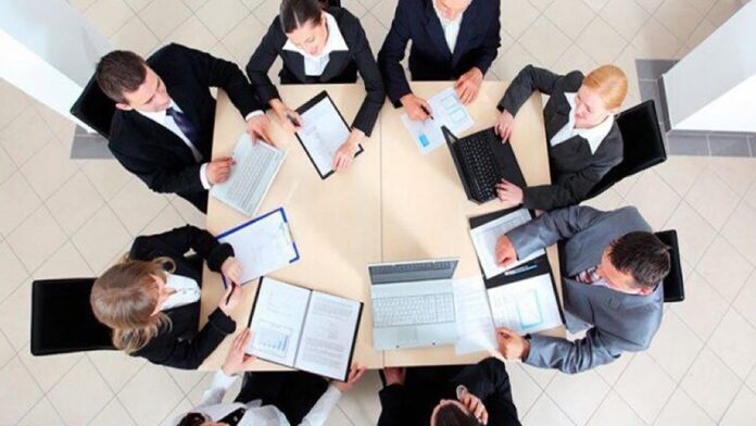 Empresarios creen que la situación económica empeorará en 2024