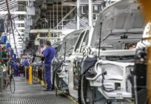 La actividad industrial retrocedió en julio un 3,9% La actividad industrial retrocedió en julio un 3,9%