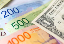 Dólar blue alcanzó por primera vez los $1.000 Dólar blue alcanzó por primera vez los $1.000