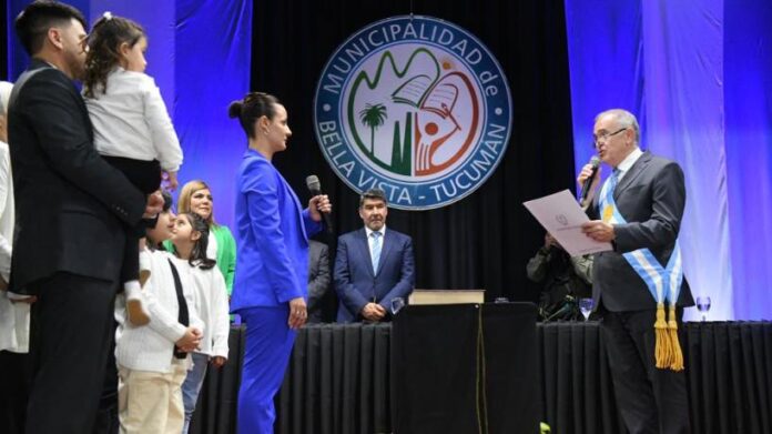 El Gobernador encabezó la jura de la intendenta Paula Quiles