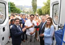 El Gobernador entregó dos ambulancias de alta complejidad El Gobernador entregó dos ambulancias de alta complejidad