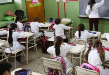 El Gobernador confirmó que las paritarias con el sector docente «se inician en febrero» El Gobernador confirmó que las paritarias con el sector docente "se inician en febrero"