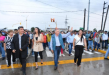 Jaldo inauguró obras de iluminación y pavimento en Aguilares Jaldo inauguró obras de iluminación y pavimento en Aguilares