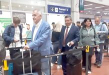 El Gobernador viajó a Buenos Aires y se reunirá con ministros del Gabinete nacional El Gobernador viajó a Buenos Aires y se reunirá con ministros del Gabinete nacional