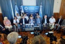 Jaldo: “el Gobierno nacional está dispuesto a reparar lo que las provincias dejaron de percibir” Jaldo: “el Gobierno nacional está dispuesto a reparar lo que las provincias dejaron de percibir”