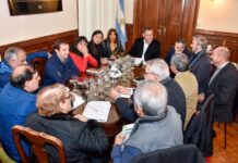 El Gobierno ofertó dos pagos de $40.000 a los gremios estatales de Tucumán