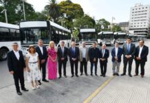 Jaldo presentó los primeros colectivos adquiridos por la Provincia para renovar el transporte público