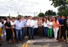 Jaldo inauguró obras de pavimentación, luminarias y un pozo de agua en Lastenia