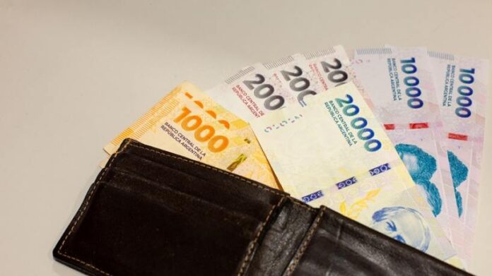 contina-el-pago-salarial-de-marzo-a-los-trabajado.jpg