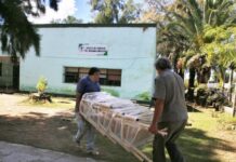 La Escuela Comercio Benjamín Matienzo de La Madrid recibió mobiliarios