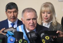 «Bregamos por un acuerdo para que todos vivamos en igualdad de condiciones»