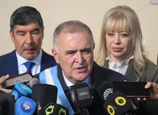 «Bregamos por un acuerdo para que todos vivamos en igualdad de condiciones»