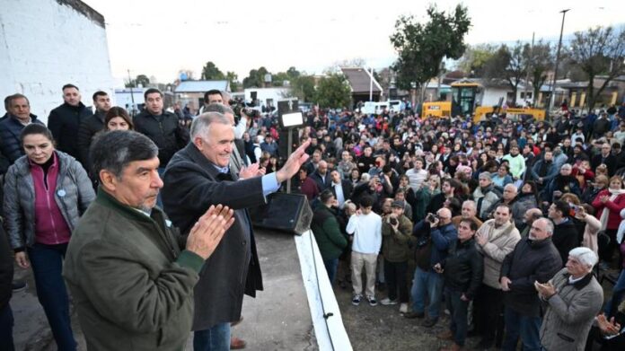 jaldo-inaugur-obras-de-pavimento-y-alumbrado-pbl.jpeg
