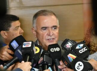 Jaldo anunció asueto administrativo para mañana por el partido de Argentina